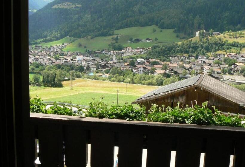 バルコニー付きスタンダードトリプルルーム, Pension Gasthof Haselstaude