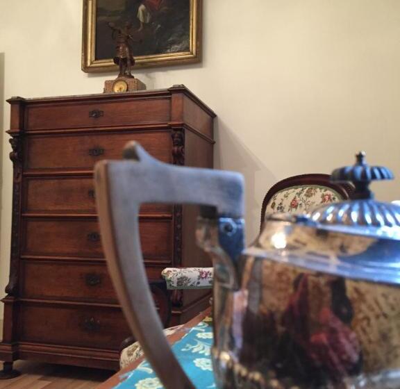 Standard room with outdoor bath, Palazzo Laguardia