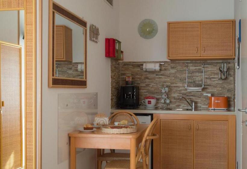 １階のスタンダードルーム, B&b Sunshine