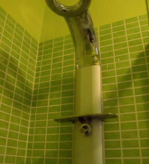 חדר סטנדרט נוף לים עם מרפסת, B&b Sunshine