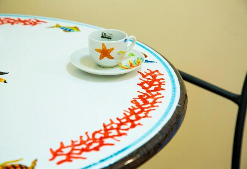 חדר סטנדרט נוף לים עם מרפסת, B&b Sunshine