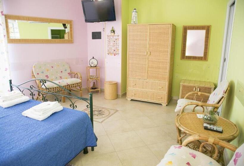 Номер Стандарт Вид на Море с Балконом, B&b Sunshine
