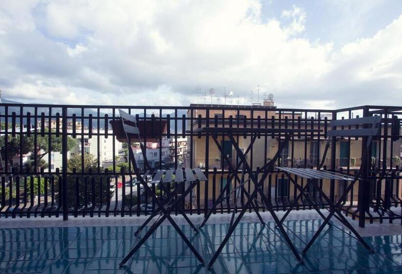 4인용 스탠다드 룸, Sanctuary Rooms