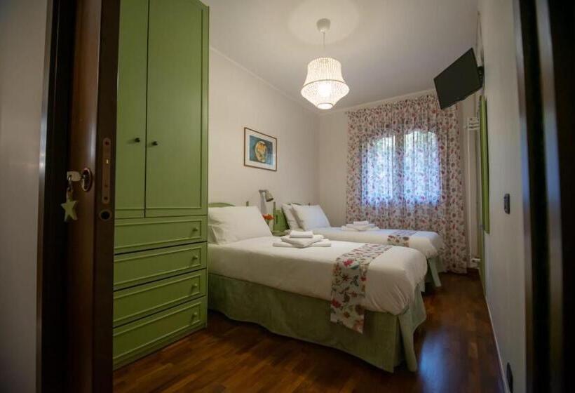 Standard room with outdoor bath, Tra Cielo E Terra