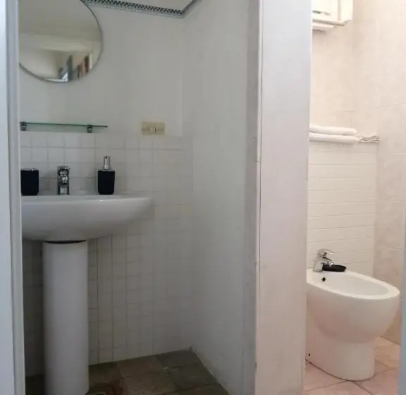スタンダードルーム, Elianthos B&b