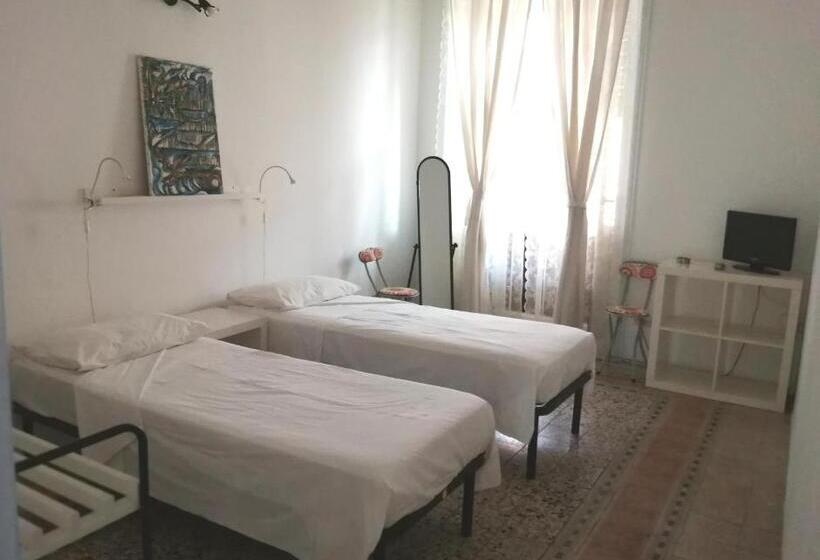 Номер Стандарт, Elianthos B&b