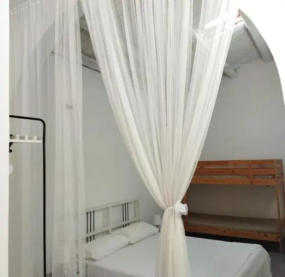 スタンダード4人部屋, Elianthos B&b