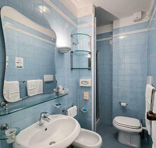 اتاق استاندارد با بالکن, Meridiana