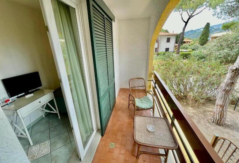 اتاق استاندارد چهار تخته, Meridiana