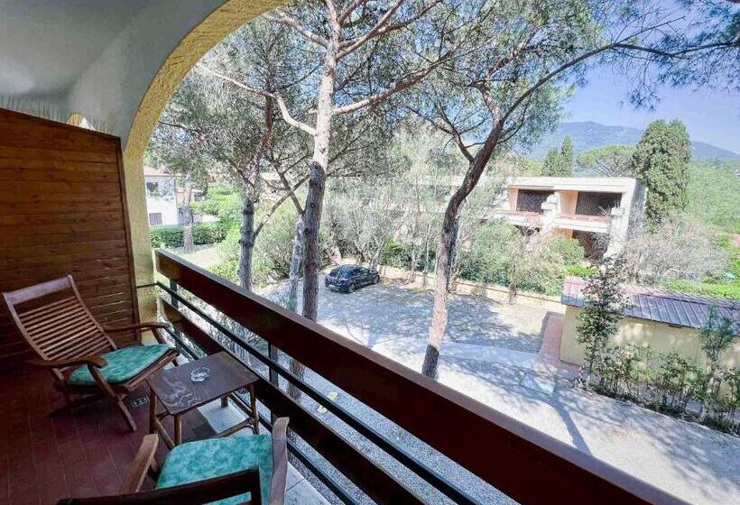 اتاق استاندارد با بالکن, Meridiana