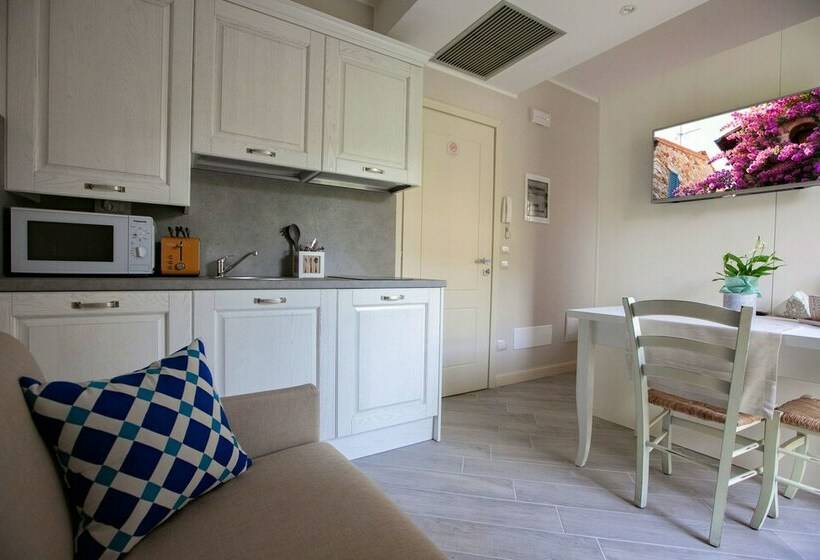 شقة غرفة واحدة, San Lorenzo Apartments