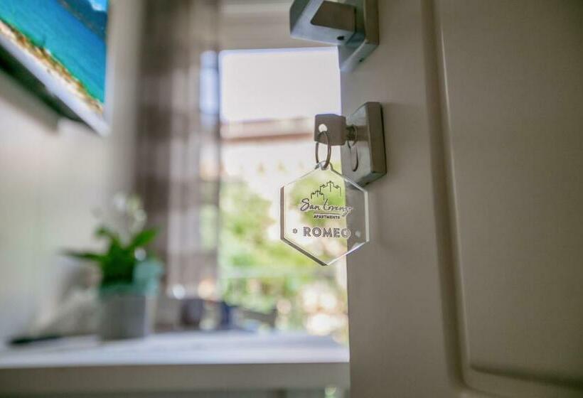 شقة غرفة واحدة, San Lorenzo Apartments