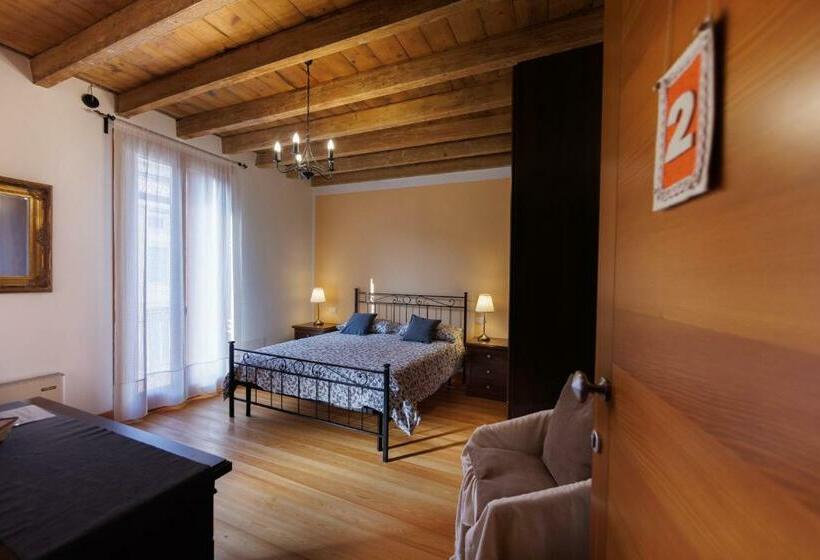 غرفة قياسية, Manfredi B&b