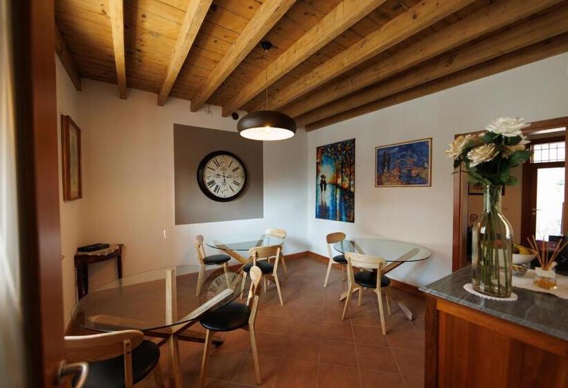 غرفة قياسية, Manfredi B&b