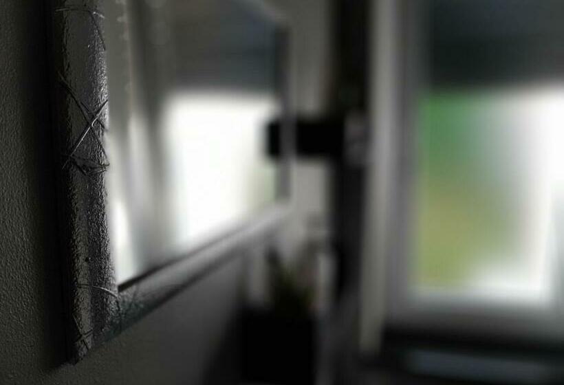 Номер Стандарт, Quiero Más B&b