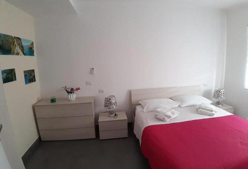 Номер Стандарт, Quiero Más B&b