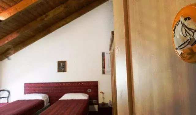 スタンダード４人部屋, Albergo Cavallino