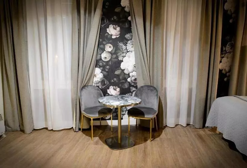 キングサイドベッドのスタンダードワンルーム, Auberge La Renaissance