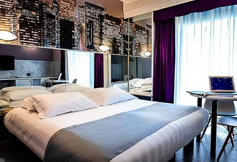 Standard-huone, Business