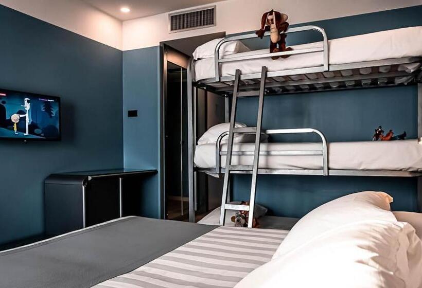 غرفة عائلية, Business