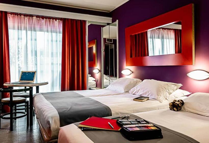 غرفة عائلية, Business