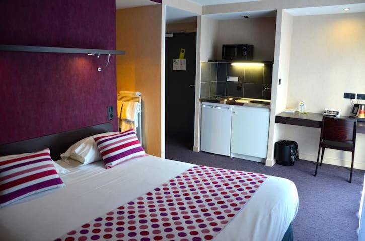 スタンダードスタジオ, Logis Golfe