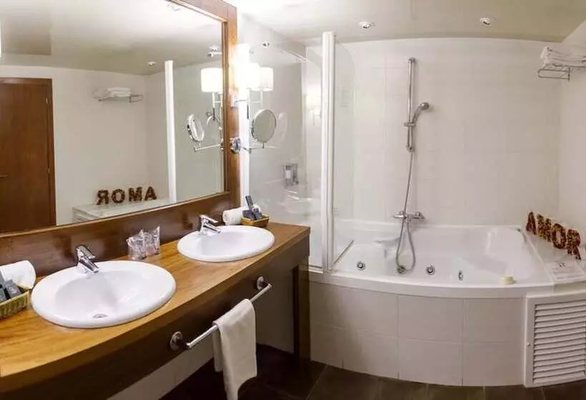سوییت, Gran Hotel Ciudad De Barbastro