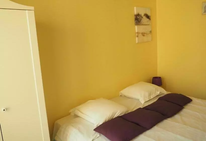 Standard Neljän Hengen Huone Parveke, Hôtel Le Vivier Wissant Centre Village Côte D Opale Baie De Wissant 2caps