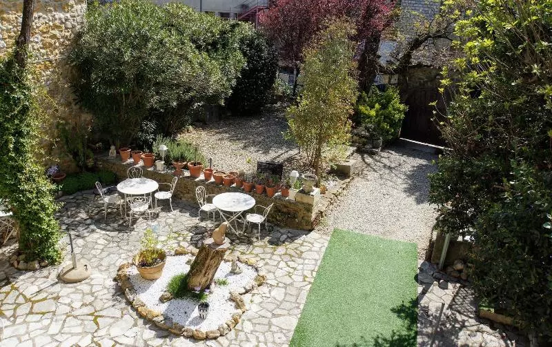 スタンダードルーム, Le Manoir Du Raveyron