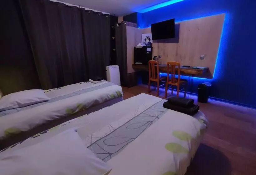 スタンダードルーム, Logis Auberge De La Poirie