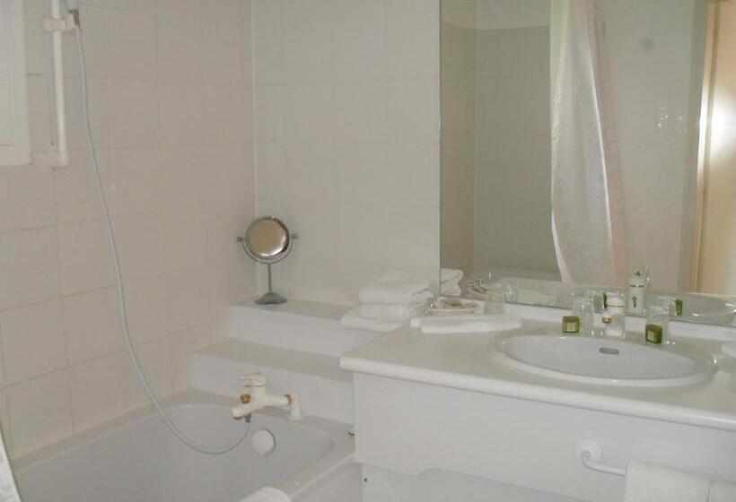 Семейный Номер, Logis Hôtel Val De Vienne