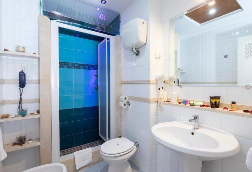 اتاق استاندارد سه نفره, San Paolo