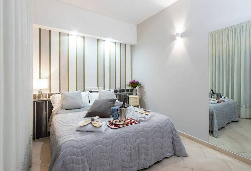 سوئیت جونیور با ماساژ آبی, San Paolo