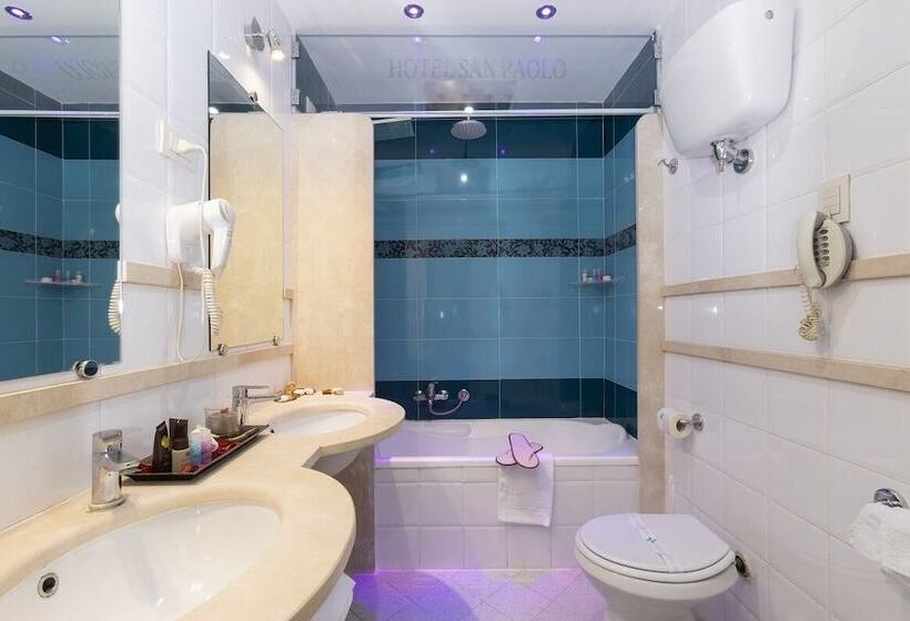 سوئیت جونیور با ماساژ آبی, San Paolo