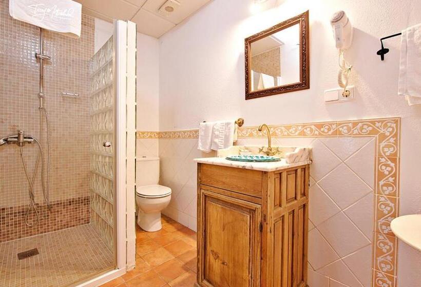 חדר משפחתי, La Seguiriya