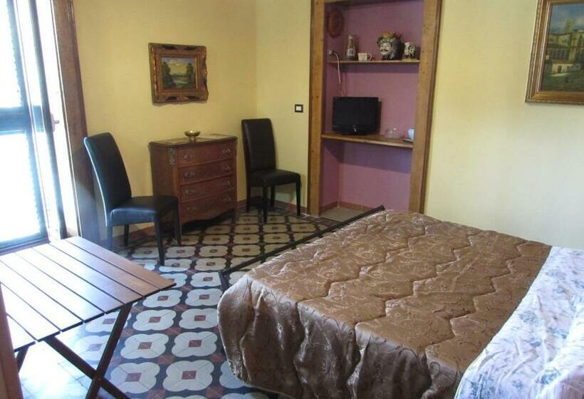 Büyük Çift Kişilik Yataklı Standart Oda, Antico Palazzo