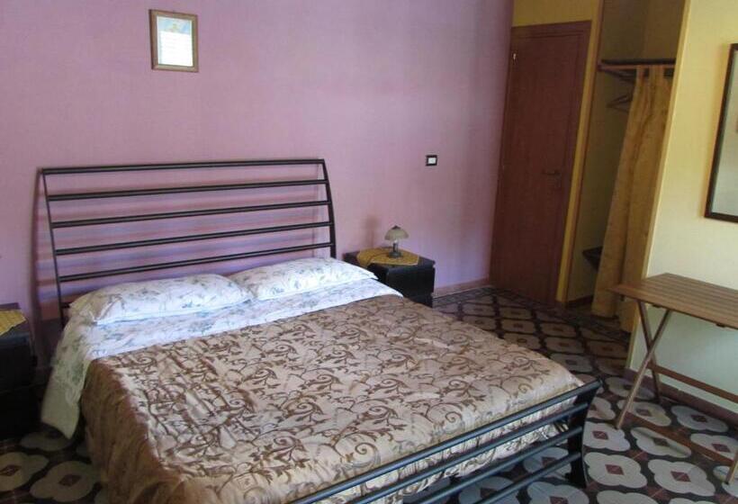 Büyük Çift Kişilik Yataklı Standart Oda, Antico Palazzo