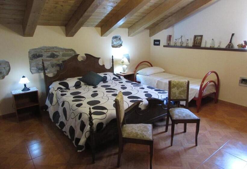 Delüks Oda, Antico Palazzo