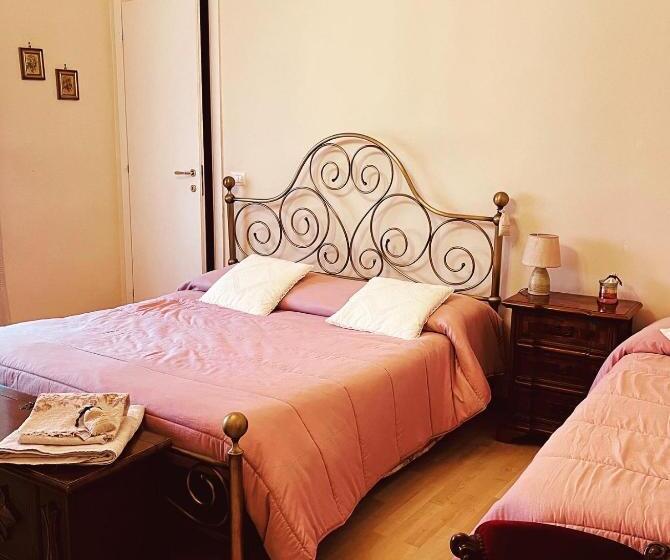 اتاق اکونومی, Bed&breakfast Benedetta