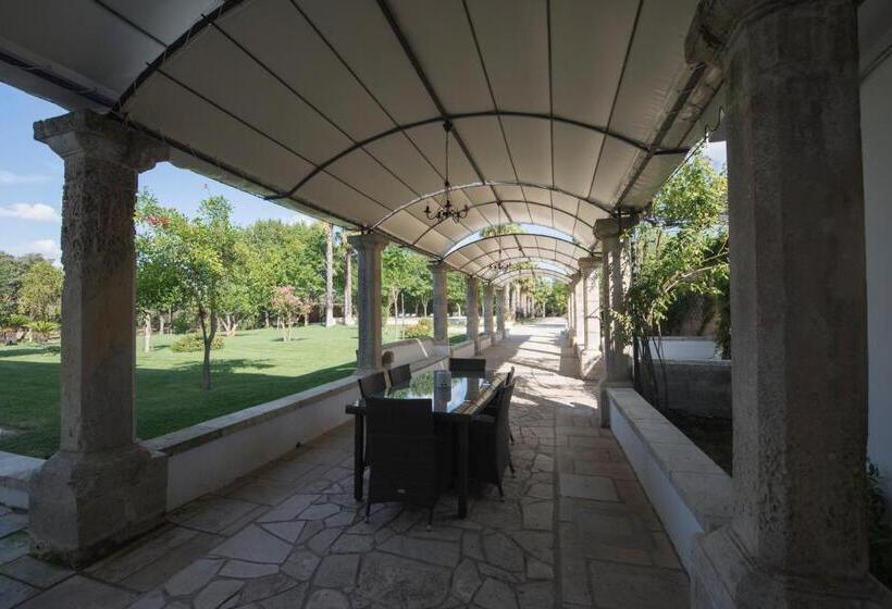 סוויטה נוף לבריכה, Parco Degli Aranci