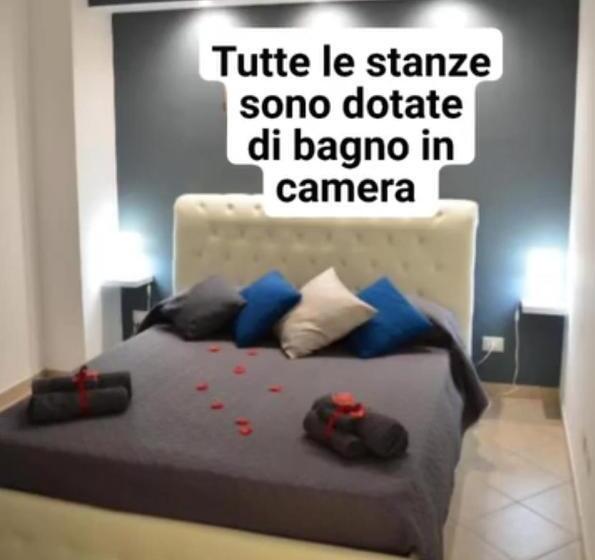 اتاق لوکس با چشمانداز دریا, Villa Longardi