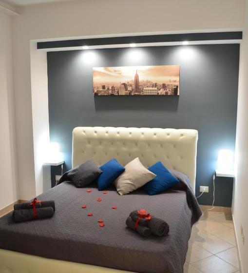 اتاق لوکس با بالکن و چشمانداز دریا, Villa Longardi