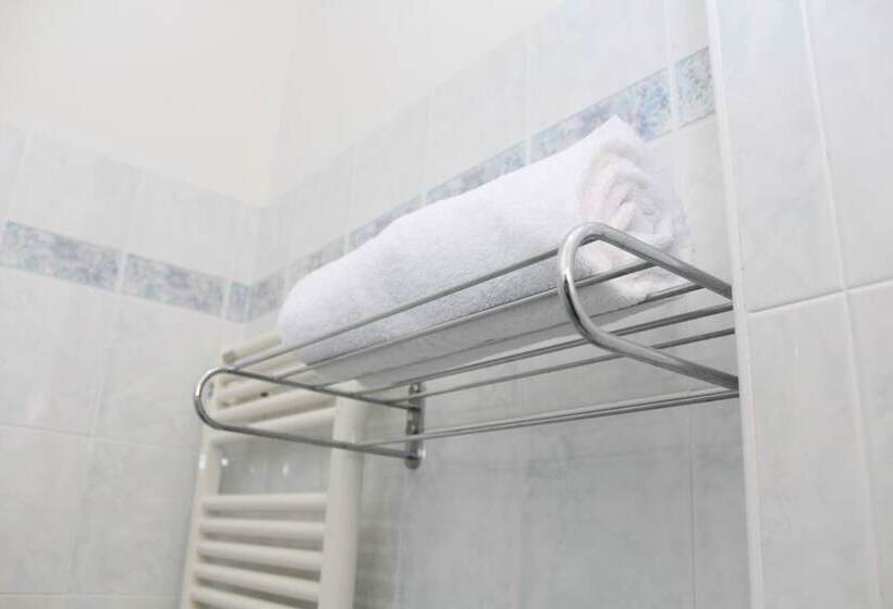 Triple Room Sea View, Caesar