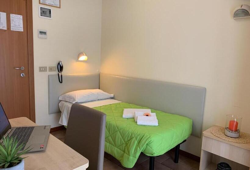 اتاق استاندارد یک نفره, Palma Benessere