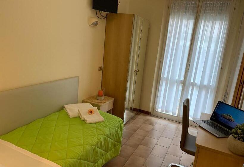 اتاق استاندارد یک نفره, Palma Benessere