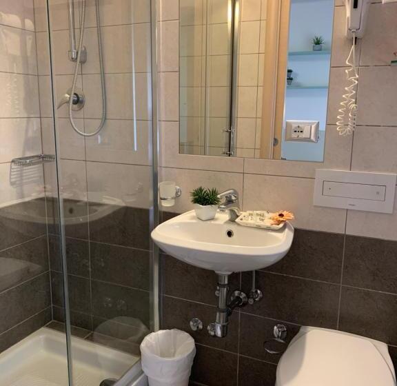 اتاق استاندارد یک نفره, Palma Benessere