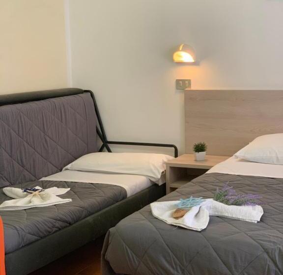 اتاق استاندارد سه نفره, Palma Benessere