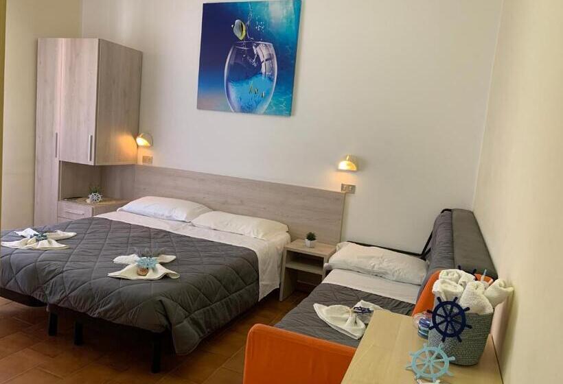 اتاق استاندارد سه نفره, Palma Benessere