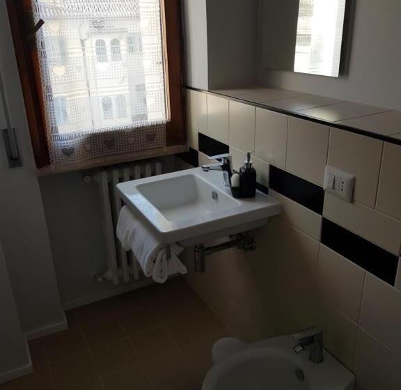 标准间带露台, Affittacamere Umberto I