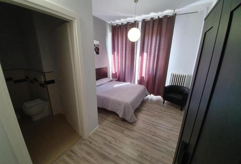 スタンダードルーム, Affittacamere Umberto I